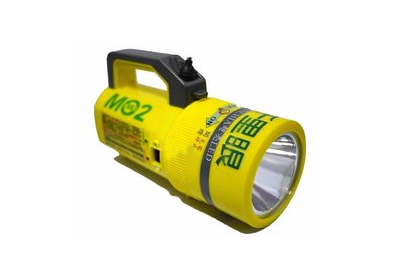 MO2 千里眼3W LED充電提燈